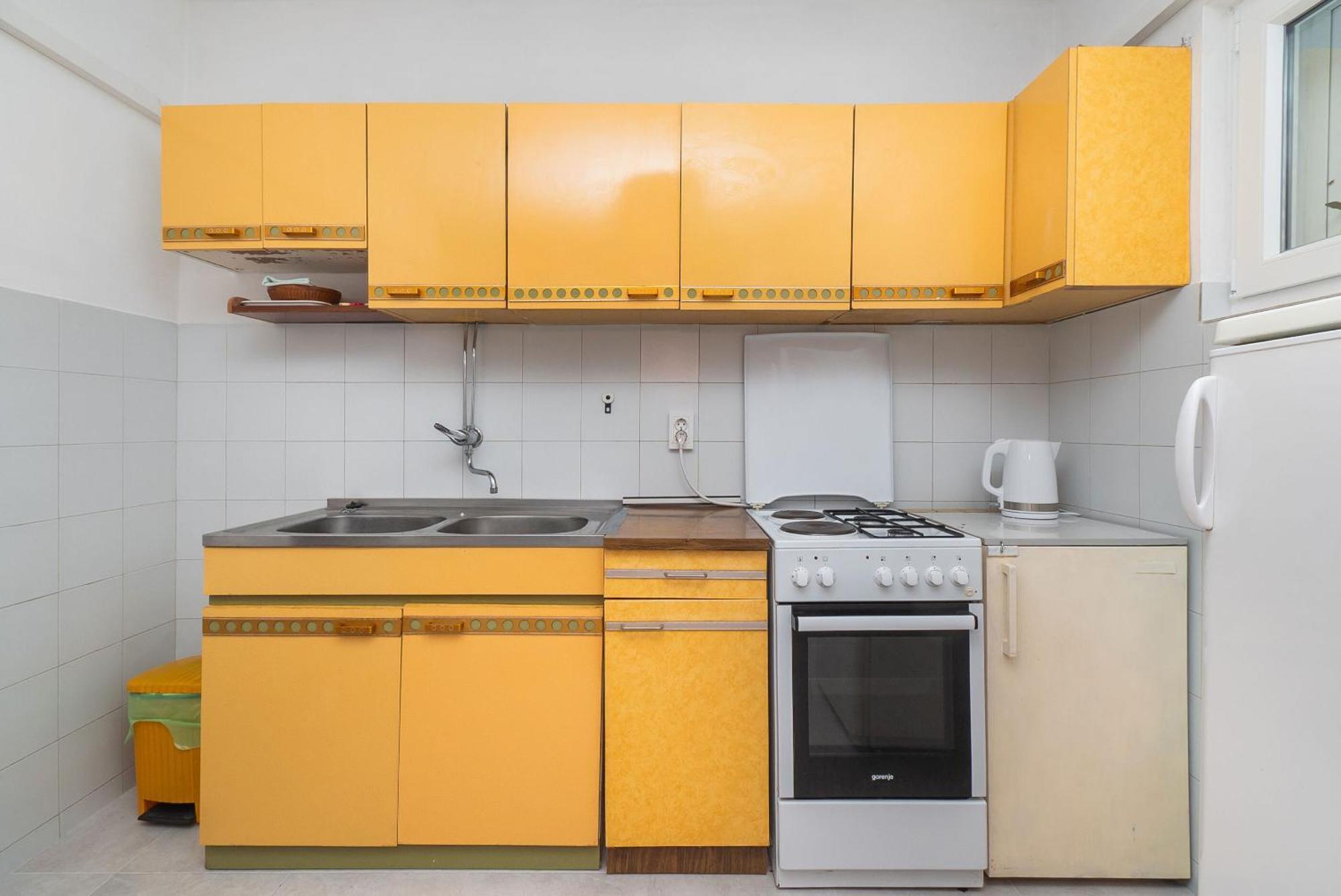 Apartment Ljuba Примоштен Экстерьер фото